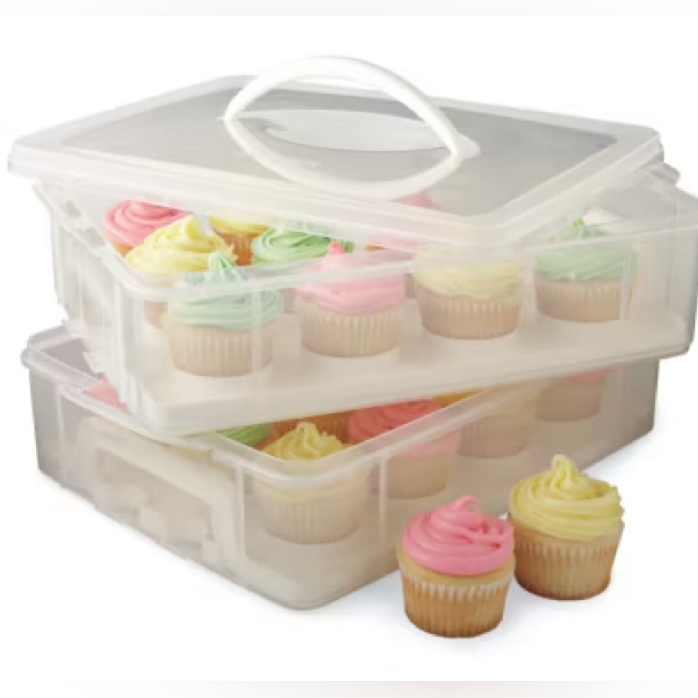 Snapware Multi-Use Egg-Tainer - Picture 2 of 10